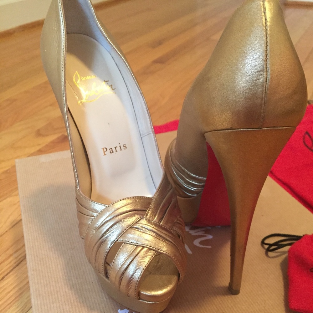 Christian louboutin gold heels